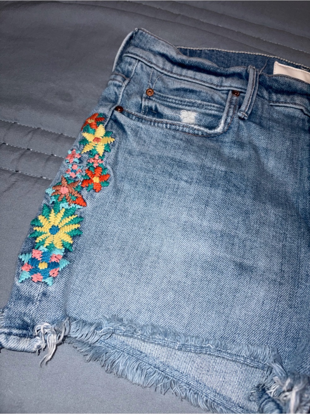 Mother Embroidered Floral Denim Shorts - Blue size 26 - Picture 2 of 14